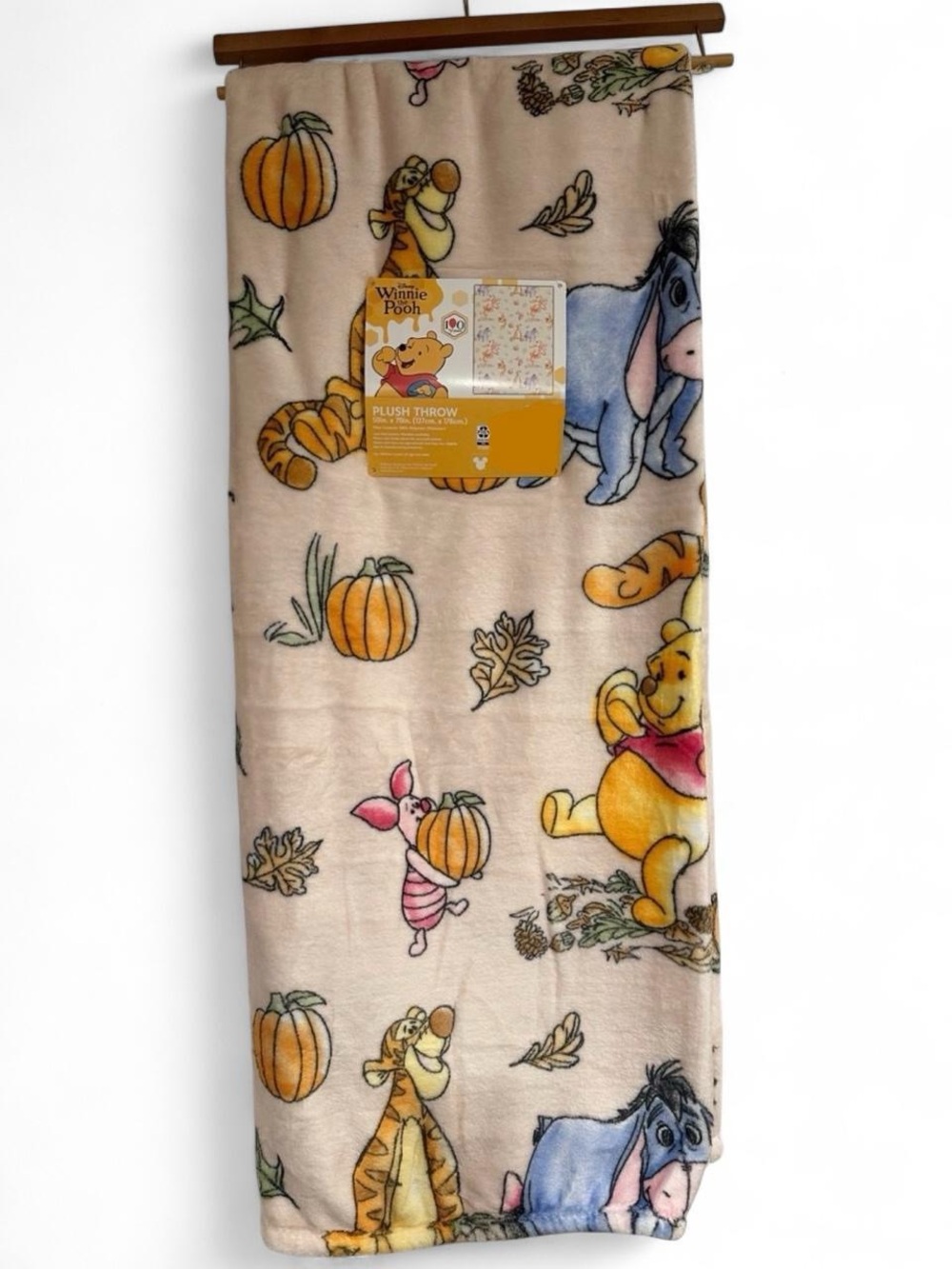 Winnie the Pooh & Friends Fall Plush Throw Blanket
